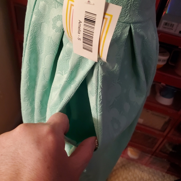 NWT SMALL LULAROE AMELIA DRESS MINT GREEN - Picture 7 of 7